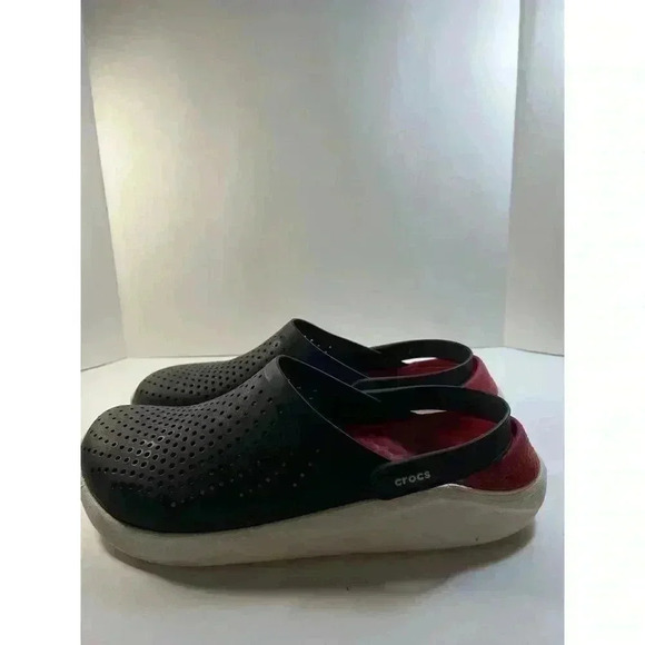Crocs shoes - Picture 2 of 7